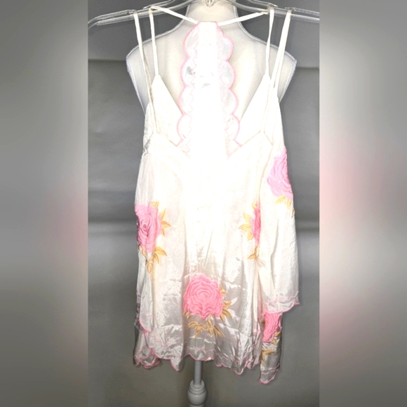 NEW FREE PEOPLE WHITE, PINK SUMMER TOP, SPAGHETTI STRAPS SIZE XS W TAGS - Picture 2 of 9